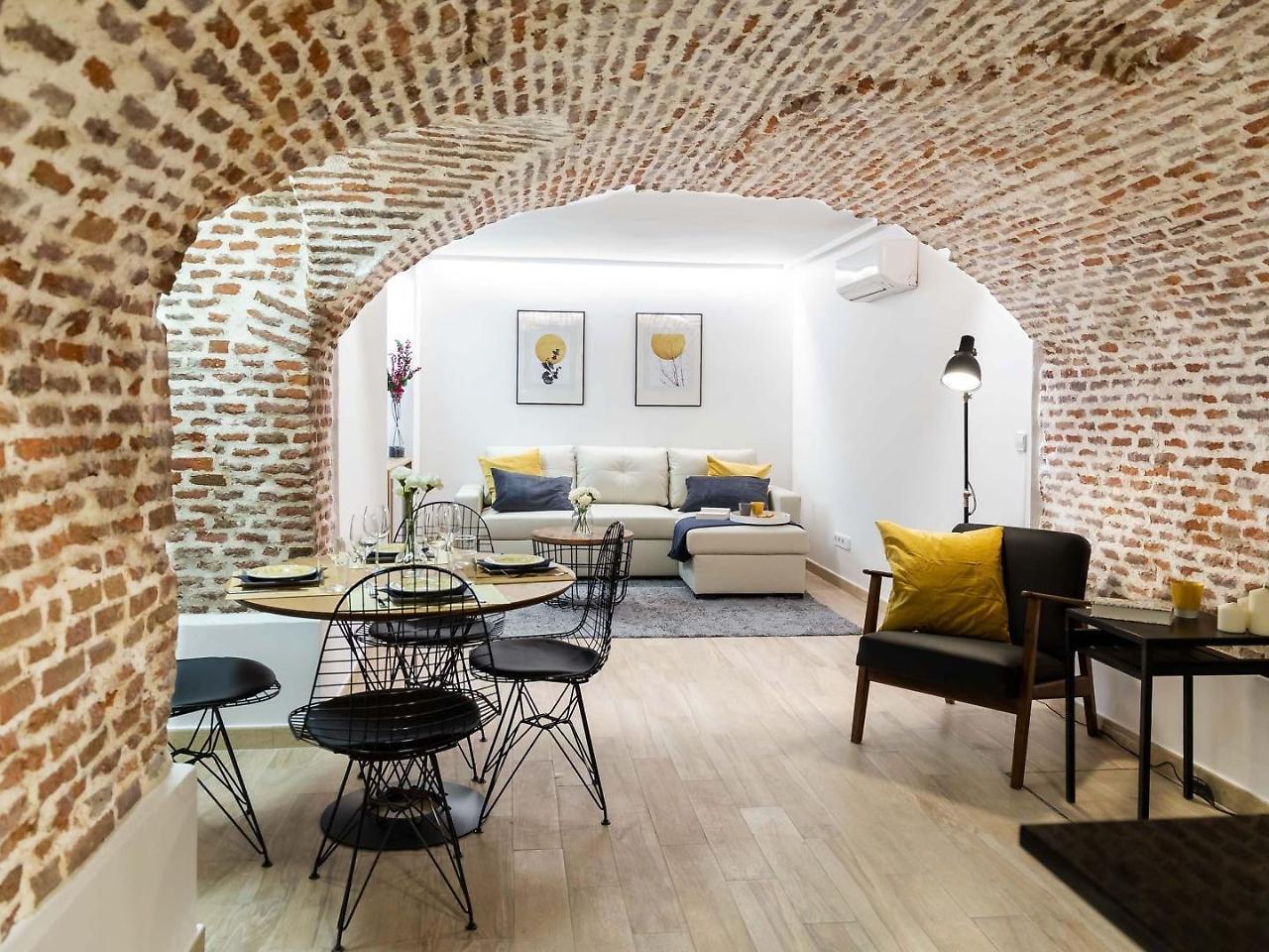 La Alcazaba Apartment *
